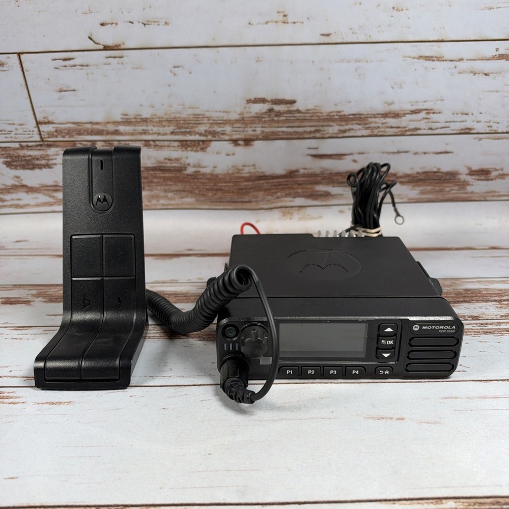 Motorola MOTOTRBO XPR5550 UHF Mobile Radio 403-470 MHz 20-48W Transceiver